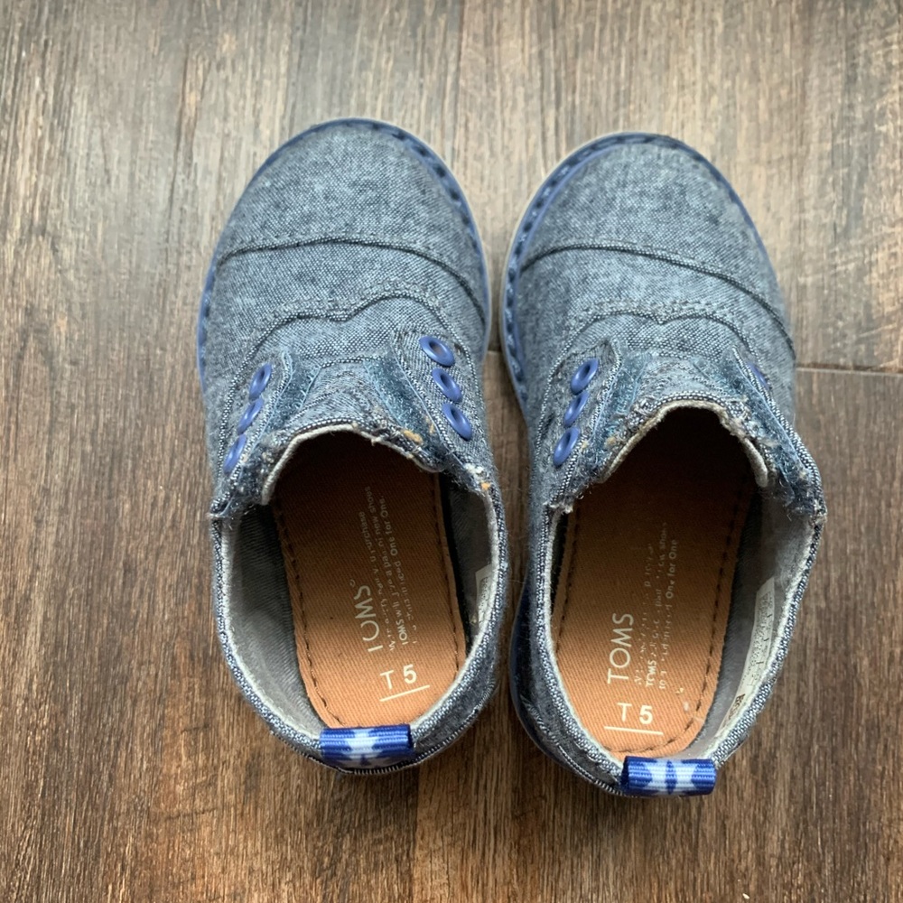 Toddler Toms